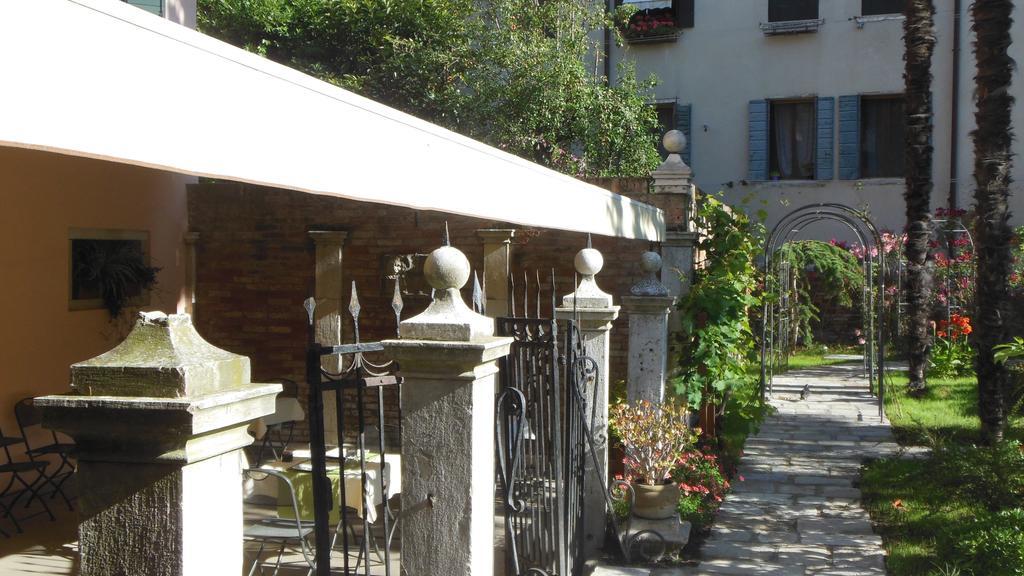 Hotel Sant'Antonin Venesia Bagian luar foto